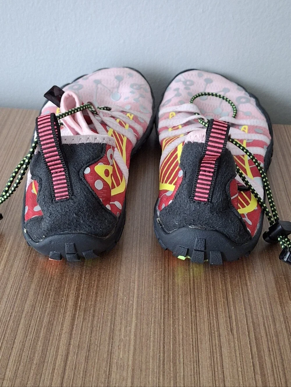 UBFEN Pink Water Shoes SZ 34 / US 2.5
